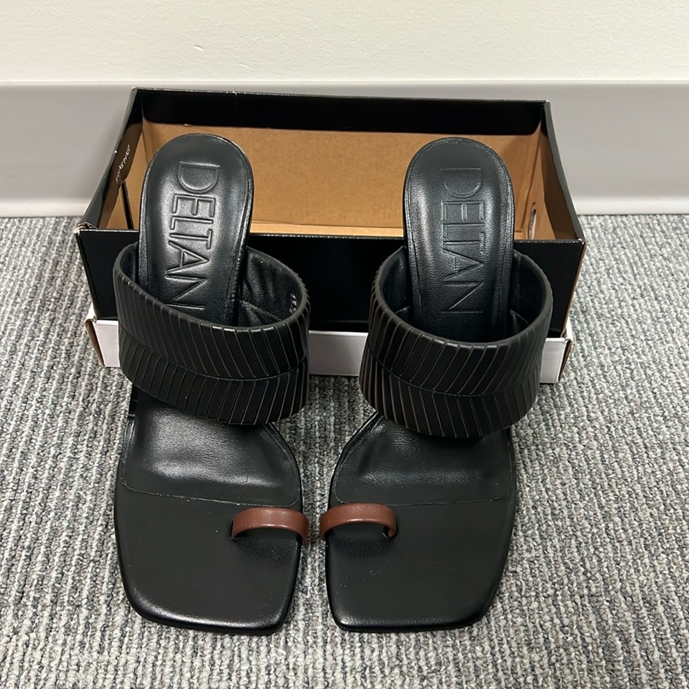 Black/Brown heeled sandals